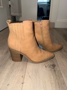 Tan Women's Ankle Boots - Classic Block Heel